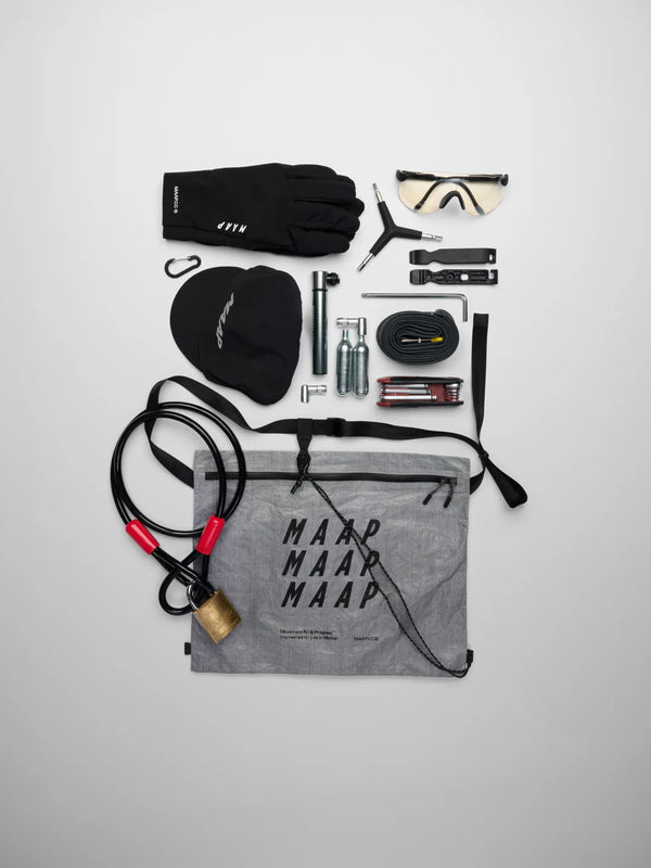 【未使用品】サイクルジャージ上下、手袋、靴下、帽子、サコッシュセット　6点 MAAP TECH Musette Graphite サイクルミュゼット サコッシュ | CYCLISM