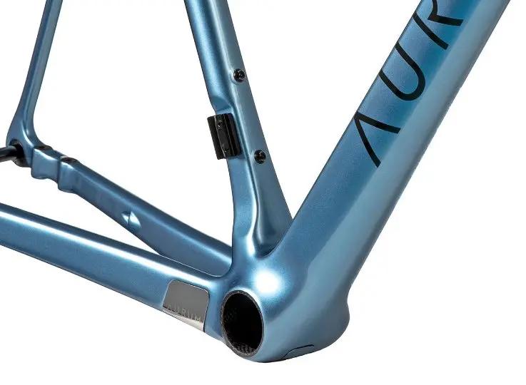 AURUM Magma パフォーマンスロードバイク | CYCLISM