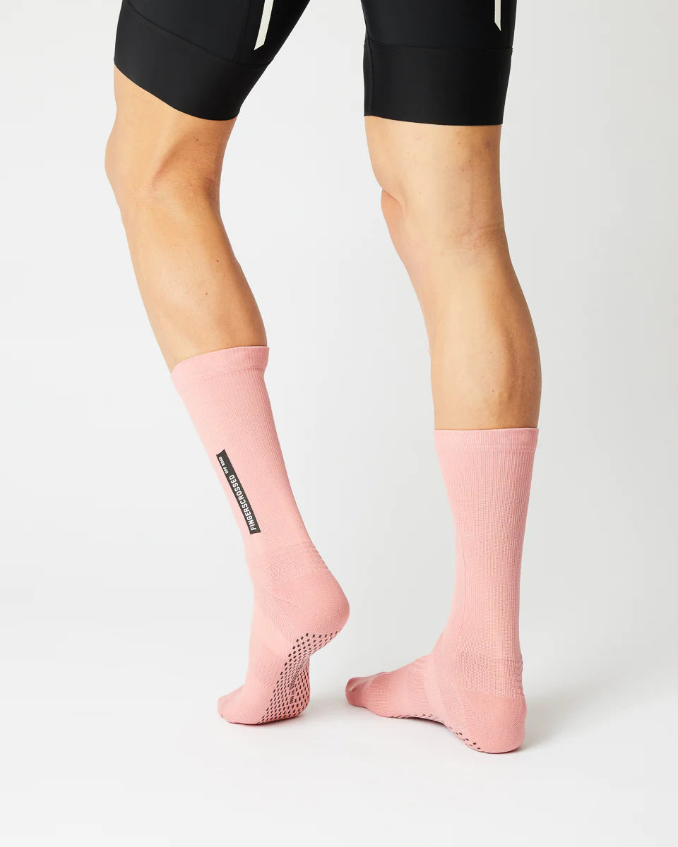 Fingerscrossed #OFF Road Dusty Rose サイクルソックス | CYCLISM