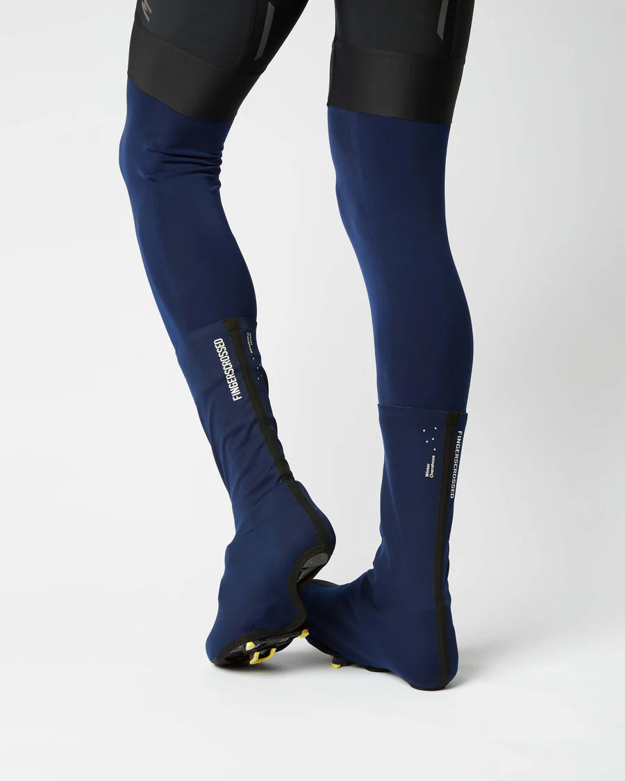 Fingerscrossed #Overshoes Softshell サイクル オーバーシューズ ネイビー | 防風・撥水・耐久性 | CYCLISM