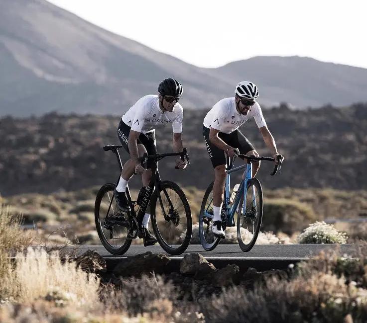 AURUM Magma パフォーマンスロード | CYCLISM