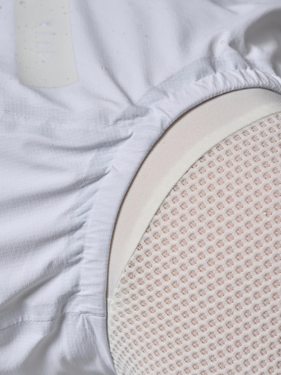 MAAP Drome Atmos Vest Ice Gray｜メンズ防水サイクルベスト｜CYCLISM