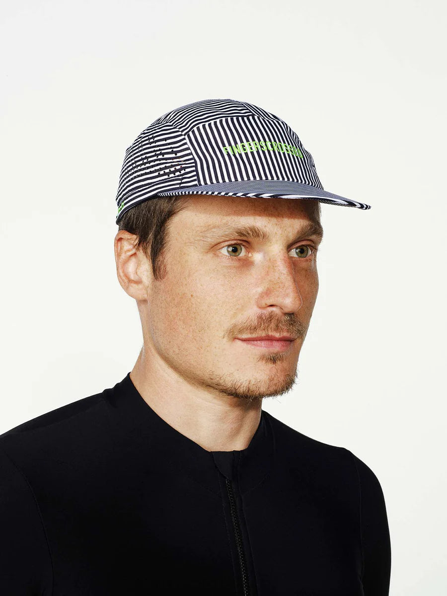春夏シーズン必見！FINGERSCROSSED 超軽量キャップ Stripes | アウトドア活動に最適 | CYCLISM