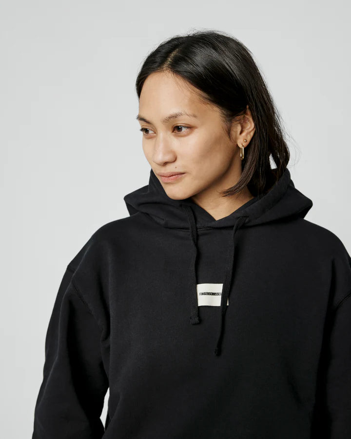 Fingercrossed #Hoodie Classic Logo ブラック | プレミアムパーカー | 倫理的なラグジュアリーと快適さ