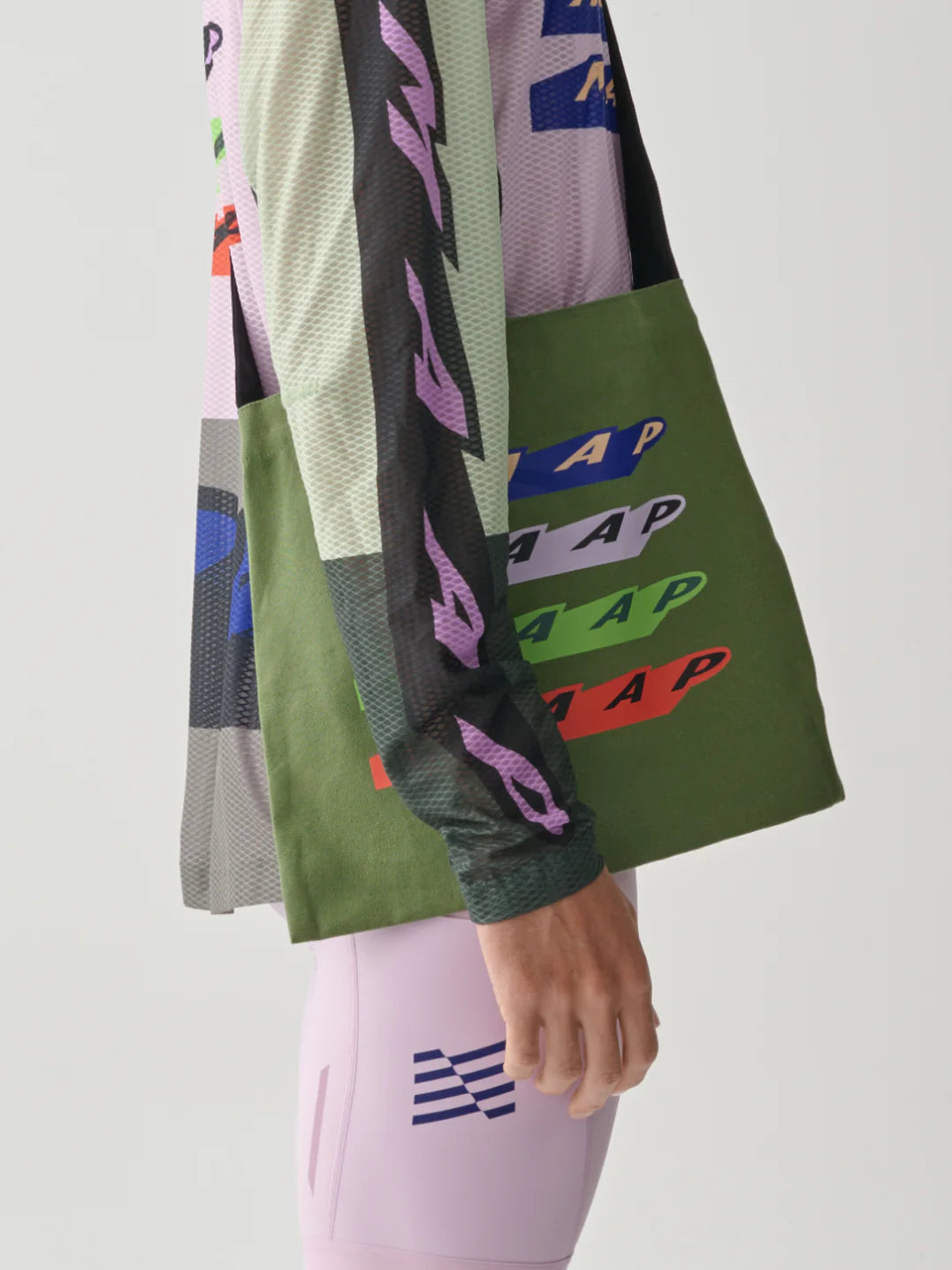 MAAP Evade X Musette Kombu Green 前面 自転車用ミュゼットバッグ
