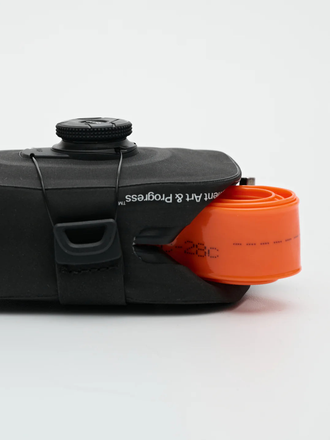 MAAP Shield Saddle Bag Small Black｜防水サドルバッグ・ダイヤル固定・超軽量51g｜CYCLISM