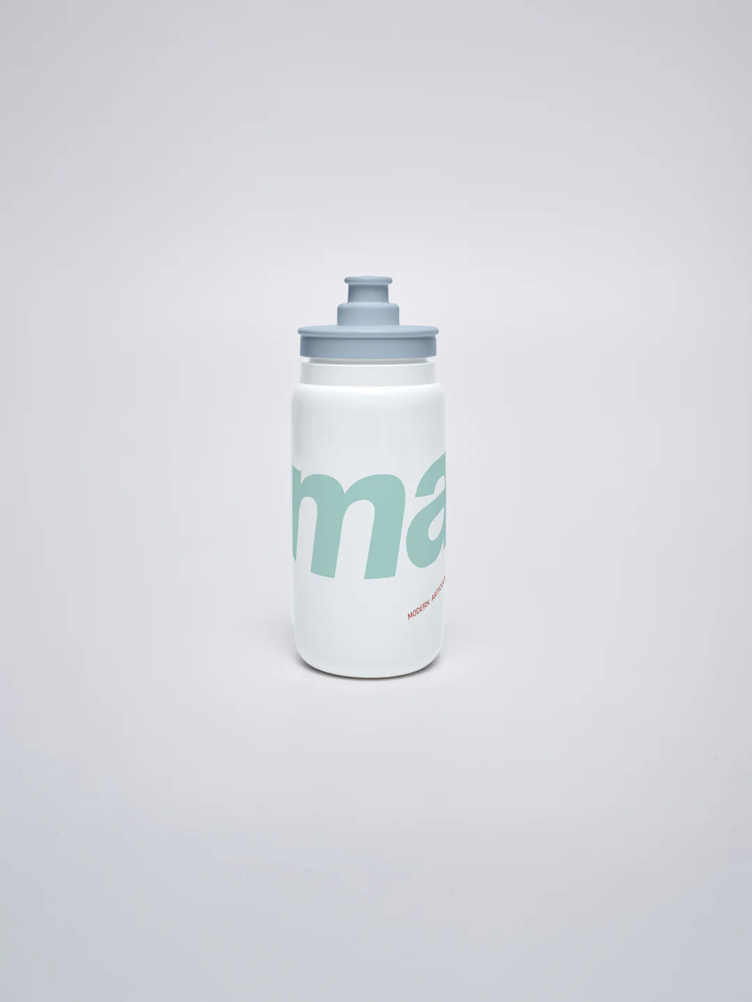 MAAP Training Bottle White｜軽量 550ml・BPAフリー・防臭 サイクルボトル｜CYCLISM