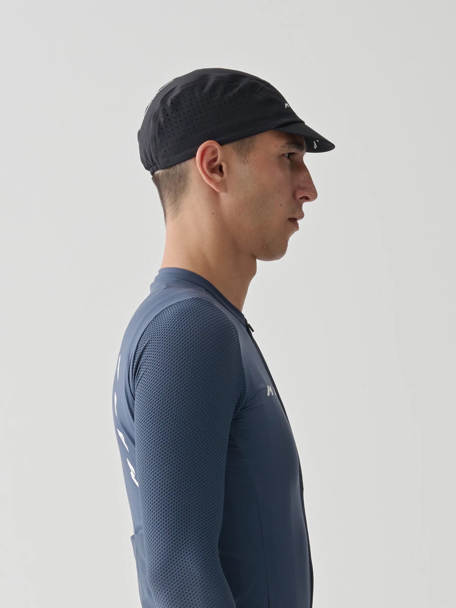 MAAP Pro Air Road Cap ブラック | 軽量・通気性抜群・全天候対応のサイクルキャップ | CYCLISM