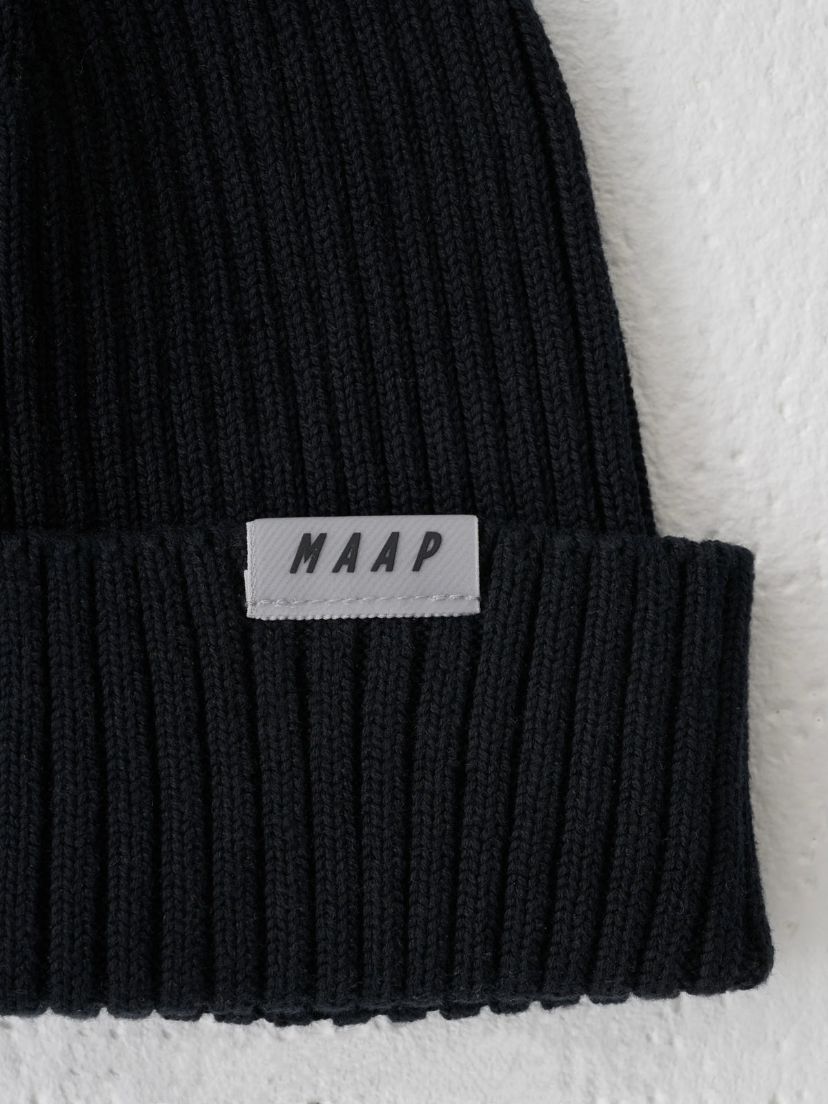 MAAP Lifestyle Beanie ブラック | 冬用オーガニックコットン ビーニー 帽子 MAAP公式 | CYCLISM