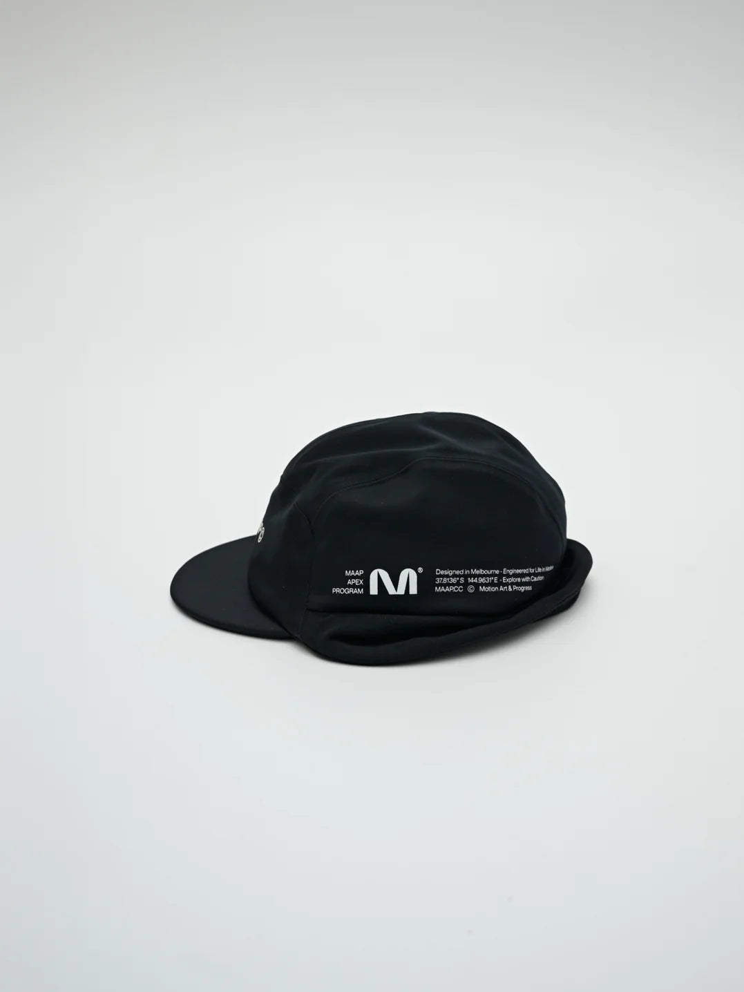 MAAP Apex Deep Winter Cap Black｜防水防風・耳当て付き 冬用サイクルキャップ｜CYCLISM