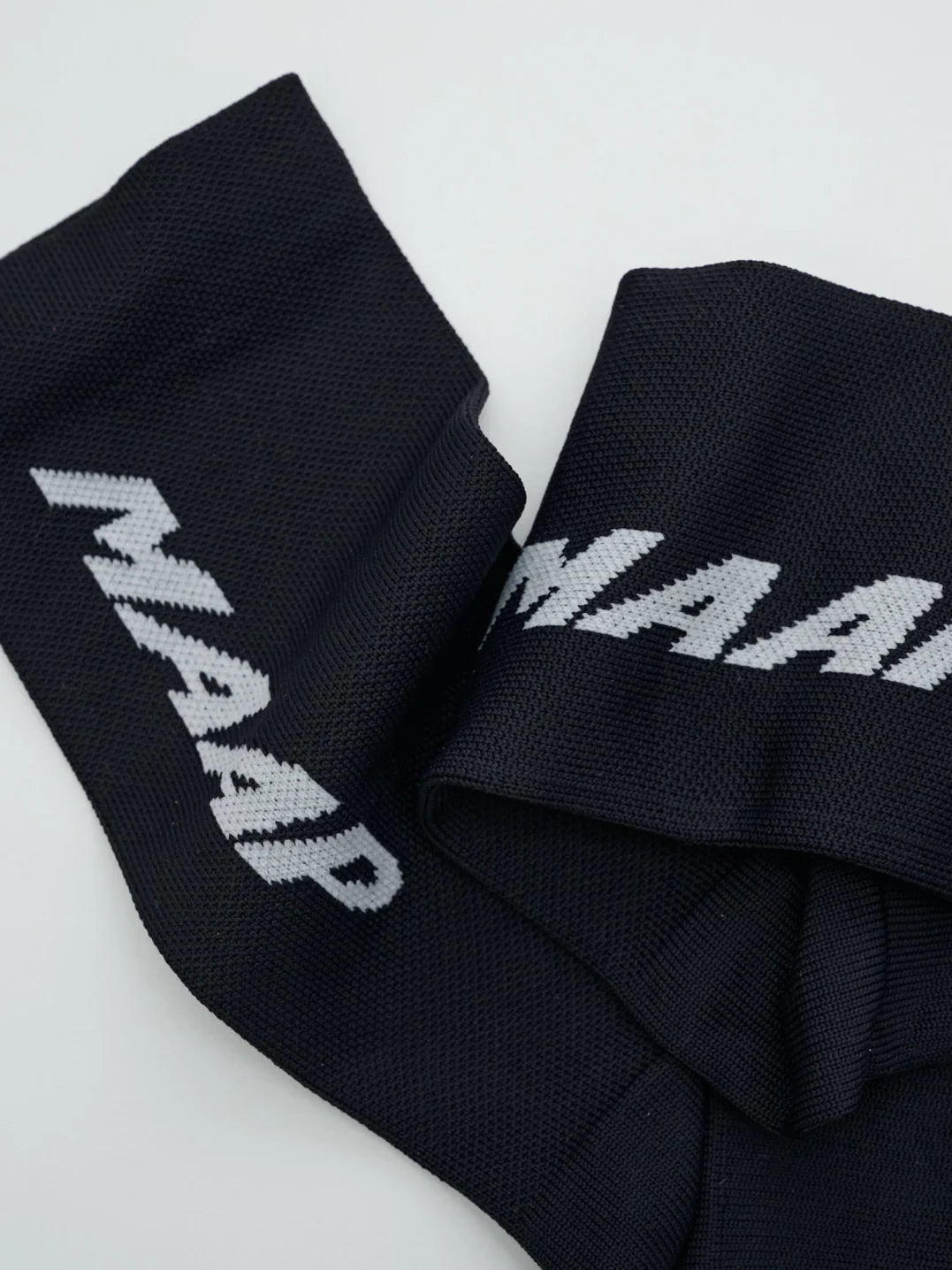 MAAP Emerge Sock Black｜Q-Skin抗菌・通気・速乾 6インチ サイクルソックス｜CYCLISM