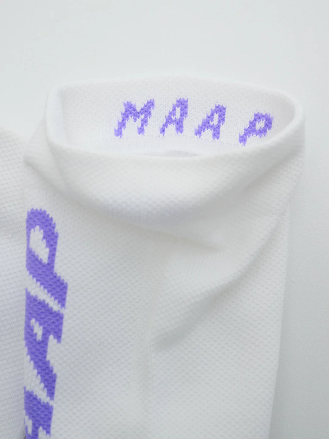 MAAP Emerge Sock White/Purple｜Q-Skin抗菌・通気・速乾 6インチ サイクルソックス｜CYCLISM