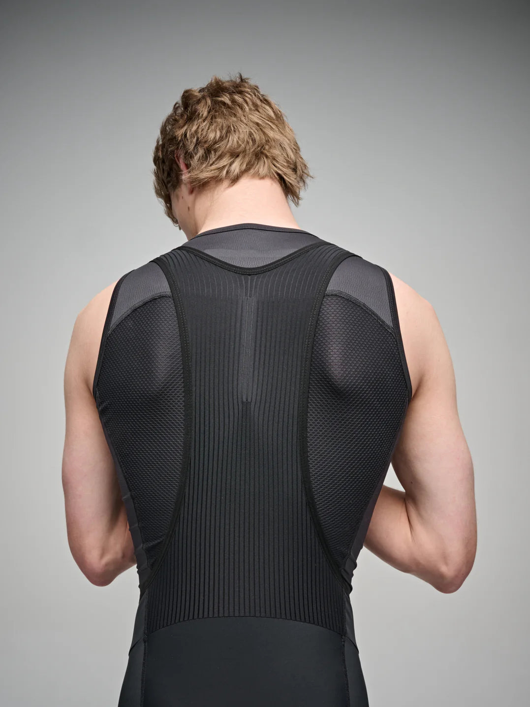 MAAP Team Midweight Base Layer Black｜春秋向けミッドウェイト メッシュ ベースレイヤー｜CYCLISM