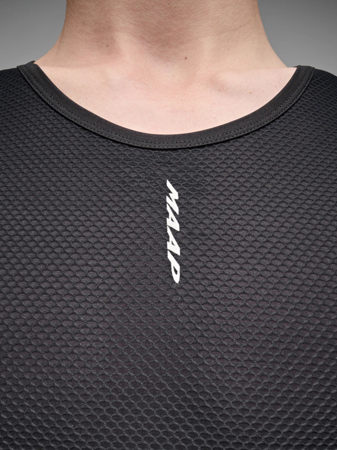MAAP Team Midweight Base Layer Black｜春秋向けミッドウェイト メッシュ ベースレイヤー｜CYCLISM