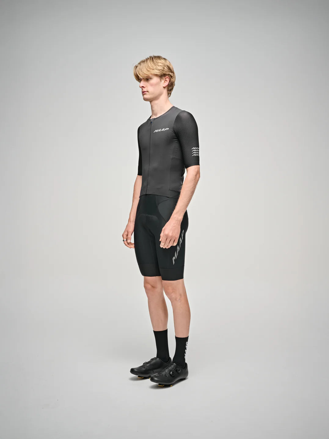 MAAP Emerge Team Bib Evo サイクルビブショーツ ブラック | プロ仕様の快適フィット・高機能 | CYCLISM
