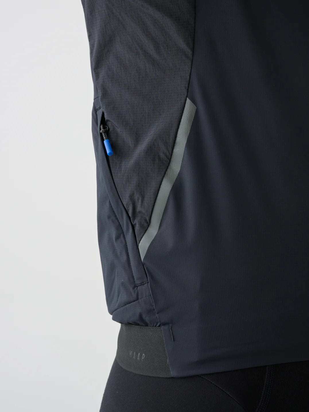 MAAP Flow Jacket Black｜超軽量ウィンドジャケット・パッカブル｜CYCLISM

