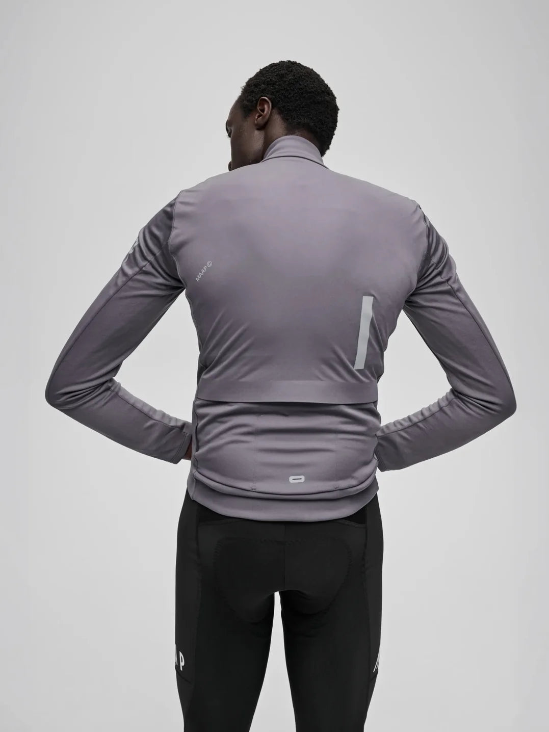 MAAP Apex Winter Jacket 2.0 Charcoal Plum 防風防水防寒サイクリングジャケット｜CYCLISM