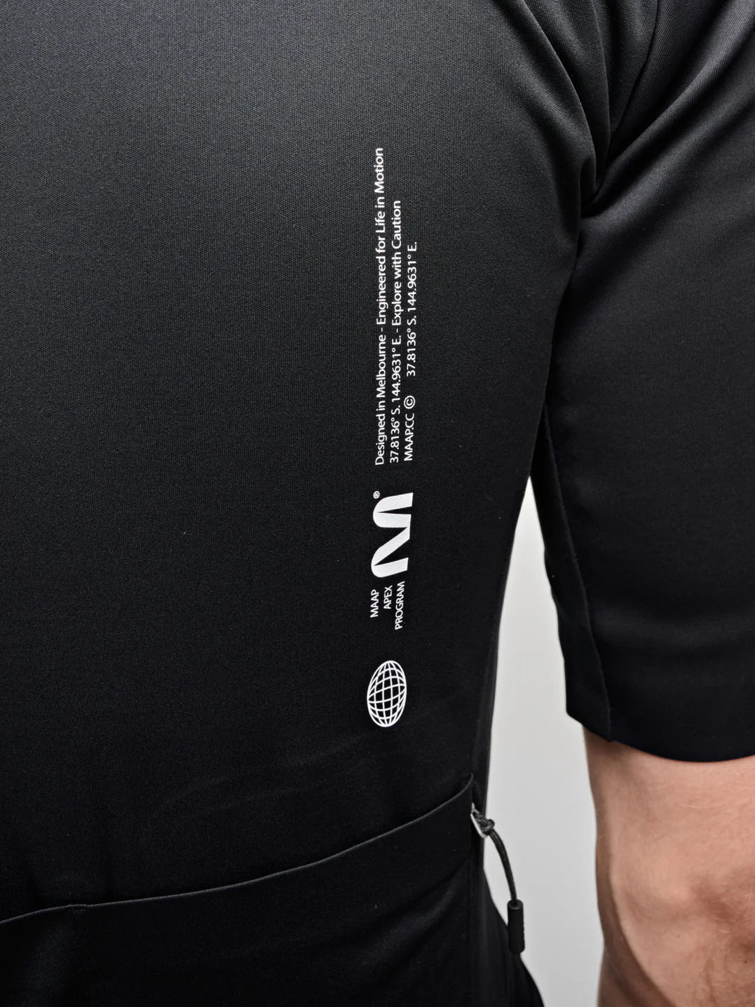 MAAP Elements Pro Race SS Jacket Black｜防水透湿・レースフィットジャケット（半袖対応）