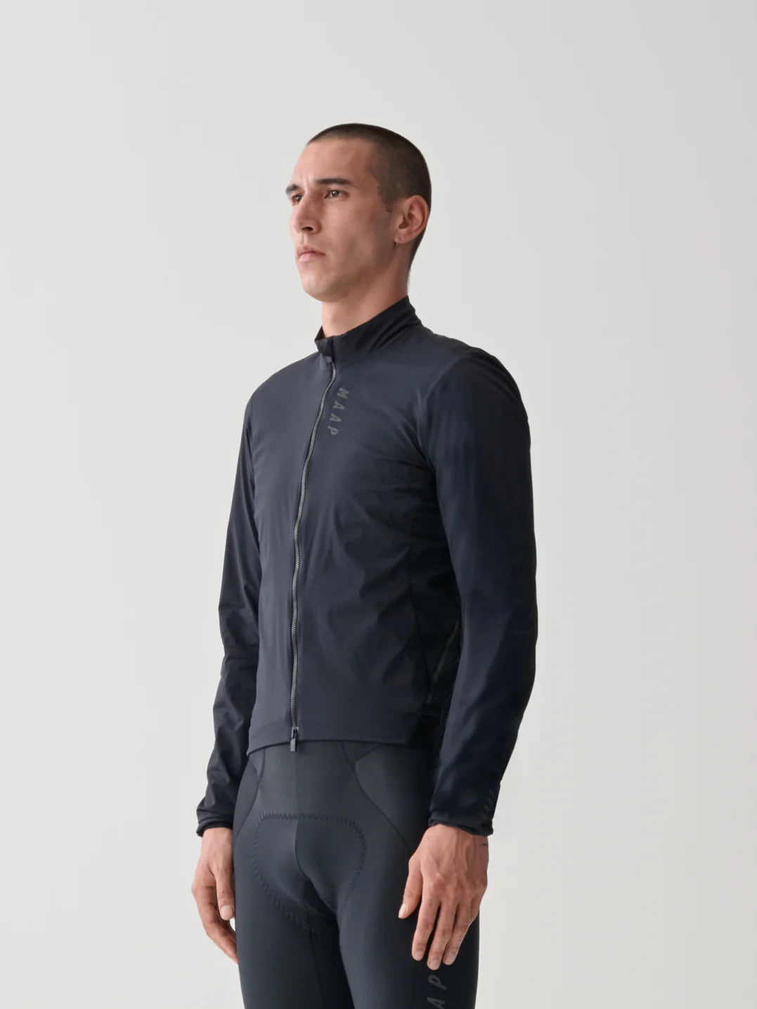 MAAP Flow Insulated Jacket Jet Black｜冬用インサレーション サイクルジャケット｜CYCLISM