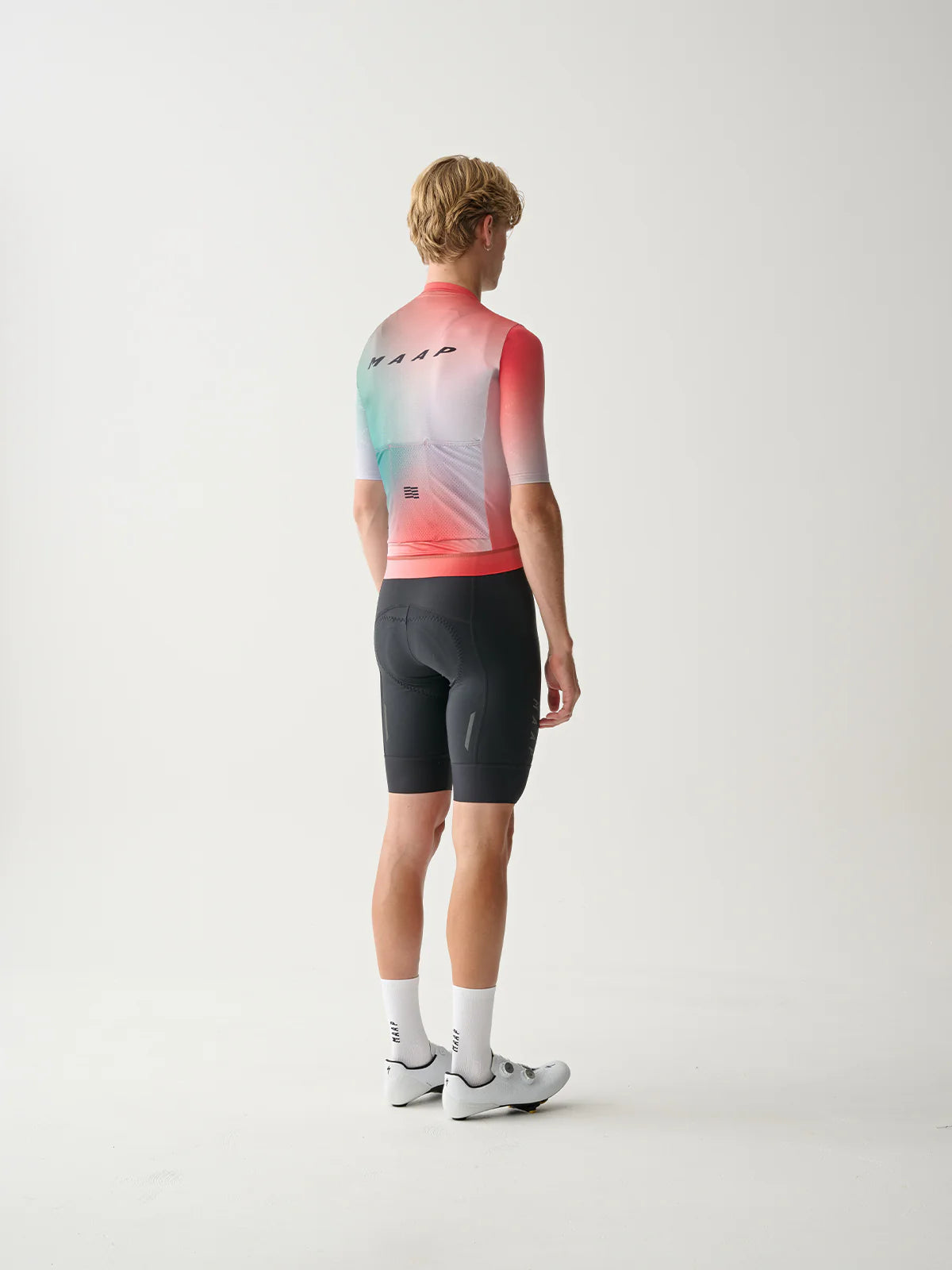 MAAP Blurred Out Pro Hex Jersey 2.0 Flame Mix | 高通気性・エアロダイナミクス・リサイクル素材 | CYCLISM