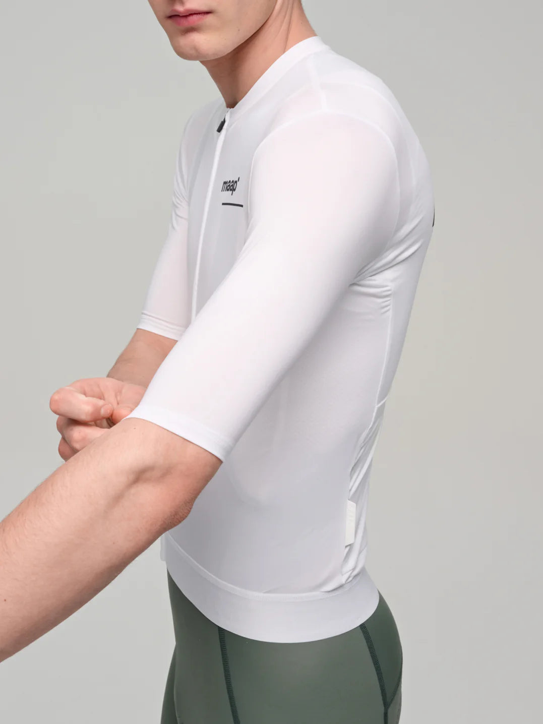MAAP Training Jersey White｜高通気・速乾 コアフィット半袖｜CYCLISM