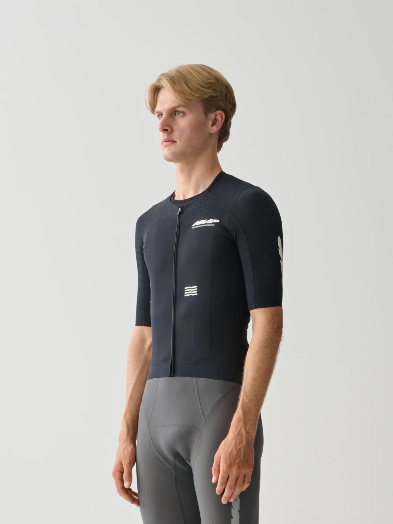 MAAP エクリプス プロ レース サイクルジャージ ブラック｜エアロ性能を極めたプロ仕様｜CYCLISM