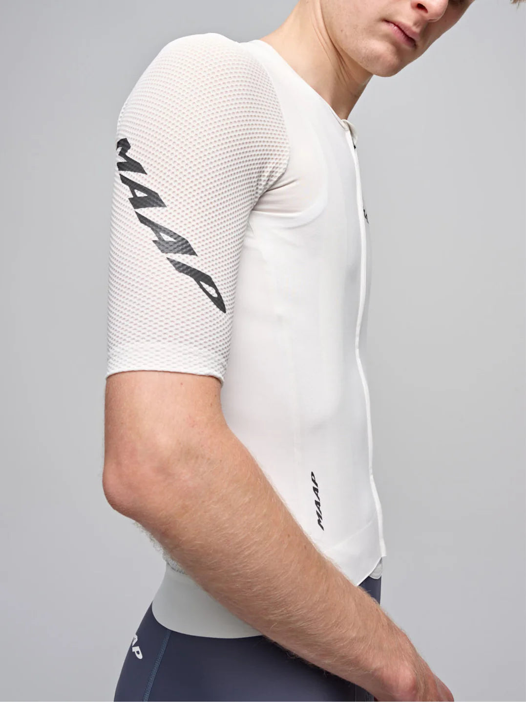 MAAP Emerge Jersey Vapour｜Evade 後継・高通気レースフィット｜夏用サイクルジャージ｜CYCLISM