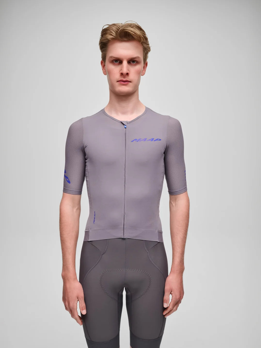MAAP Pro Emerge Jersey Anthracite 半袖サイクリングジャージ | CYCLISM