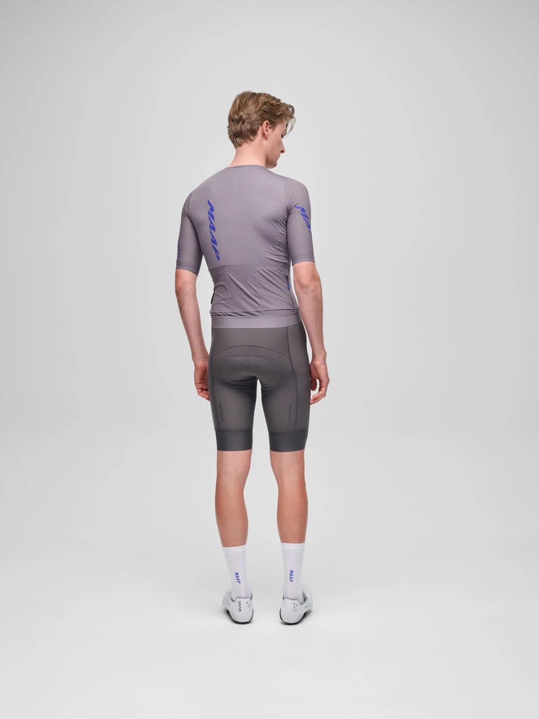 MAAP Pro Emerge Jersey Anthracite 半袖サイクリングジャージ | CYCLISM