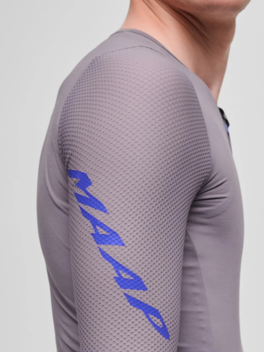 MAAP Pro Emerge Jersey Anthracite 半袖サイクリングジャージ | CYCLISM