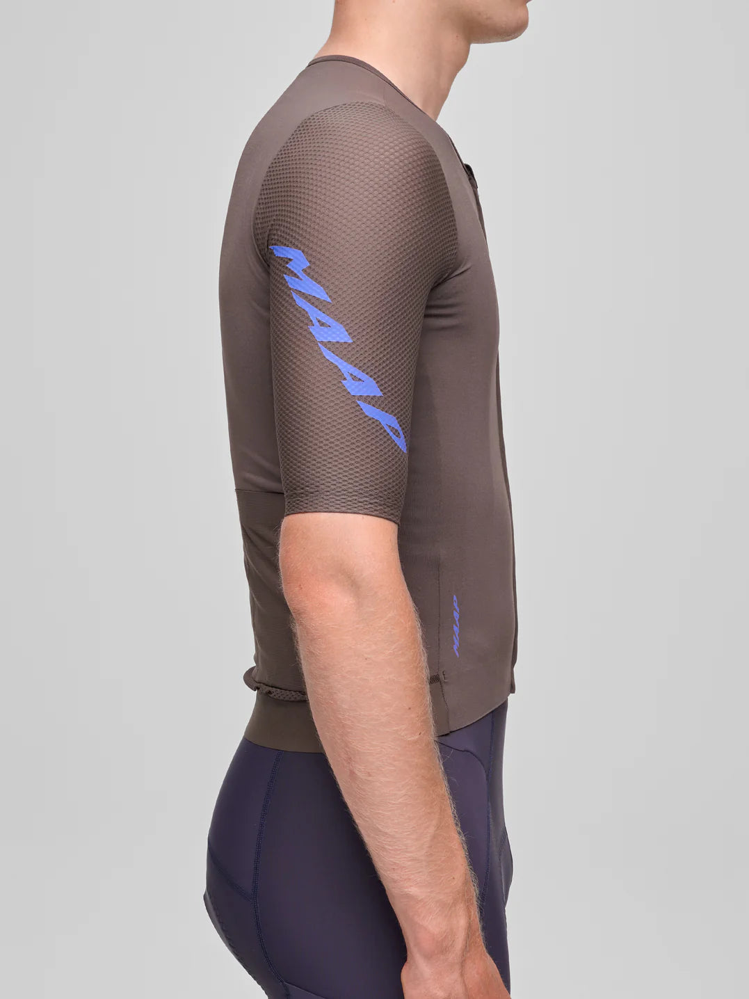 MAAP Emerge Jersey Brown Umber｜高通気レースフィット｜メンズサイクルジャージ｜CYCLISM