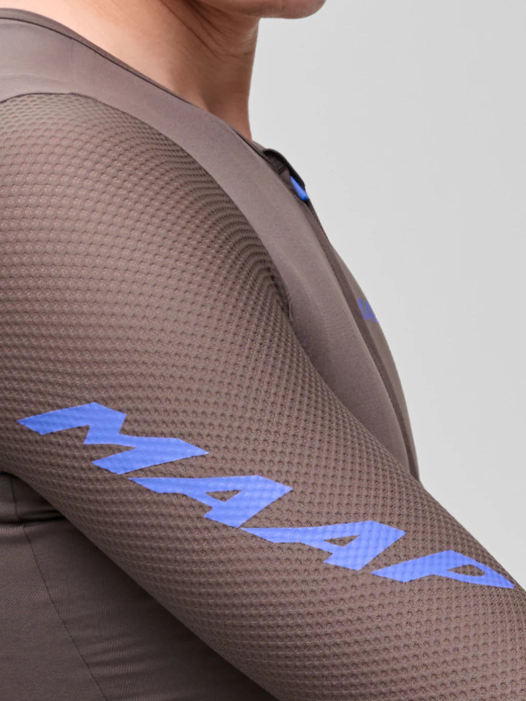 MAAP Emerge Jersey Brown Umber｜高通気レースフィット｜メンズサイクルジャージ｜CYCLISM