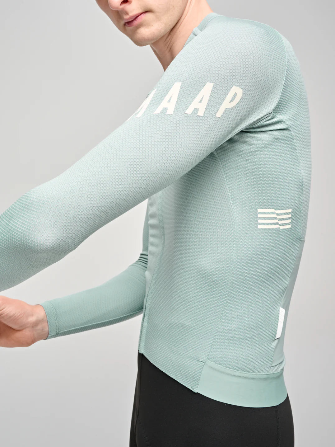 MAAP Aeon LS Jersey Slate｜夏用高通気性長袖サイクルジャージ | CYCLISM