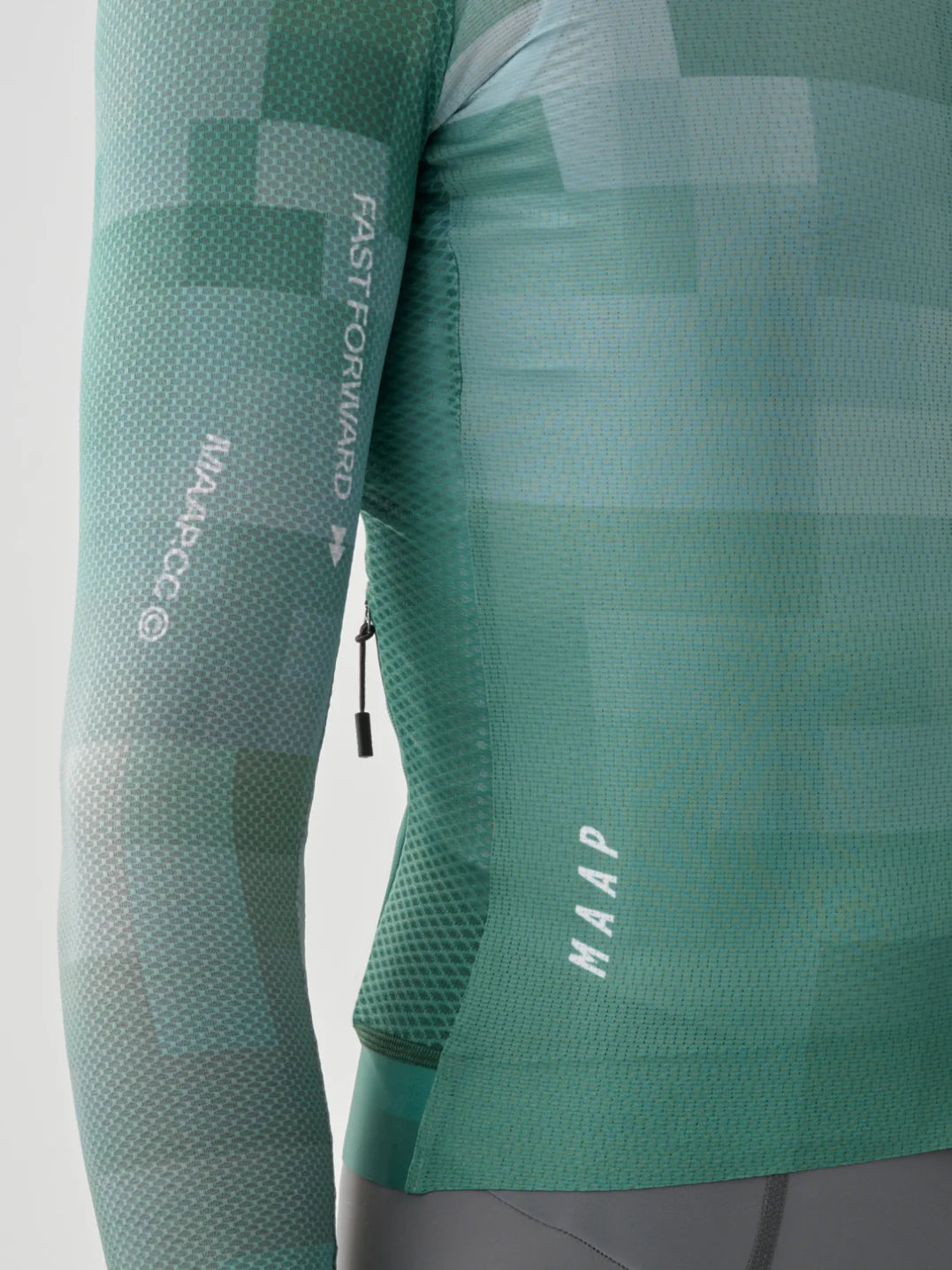 MAAP Pro Air 3.0 長袖サイクルジャージ〈Sprinter〉｜180g 超軽量｜CYCLISM