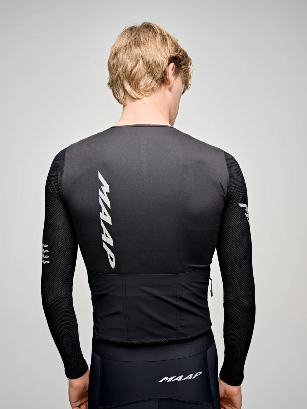 MAAP Emerge LS Jersey Black｜Evade 後継・高通気レースフィット｜長袖サイクルジャージ｜CYCLISM