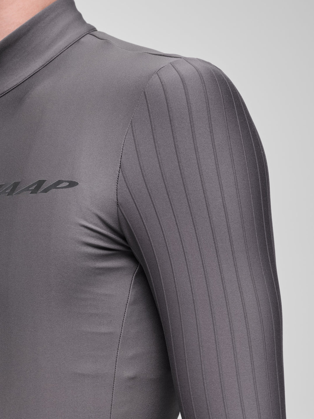 MAAP Emerge Pro Aero Thermal LS Jersey Meteorite 長袖サイクリングジャージ CYCLISM