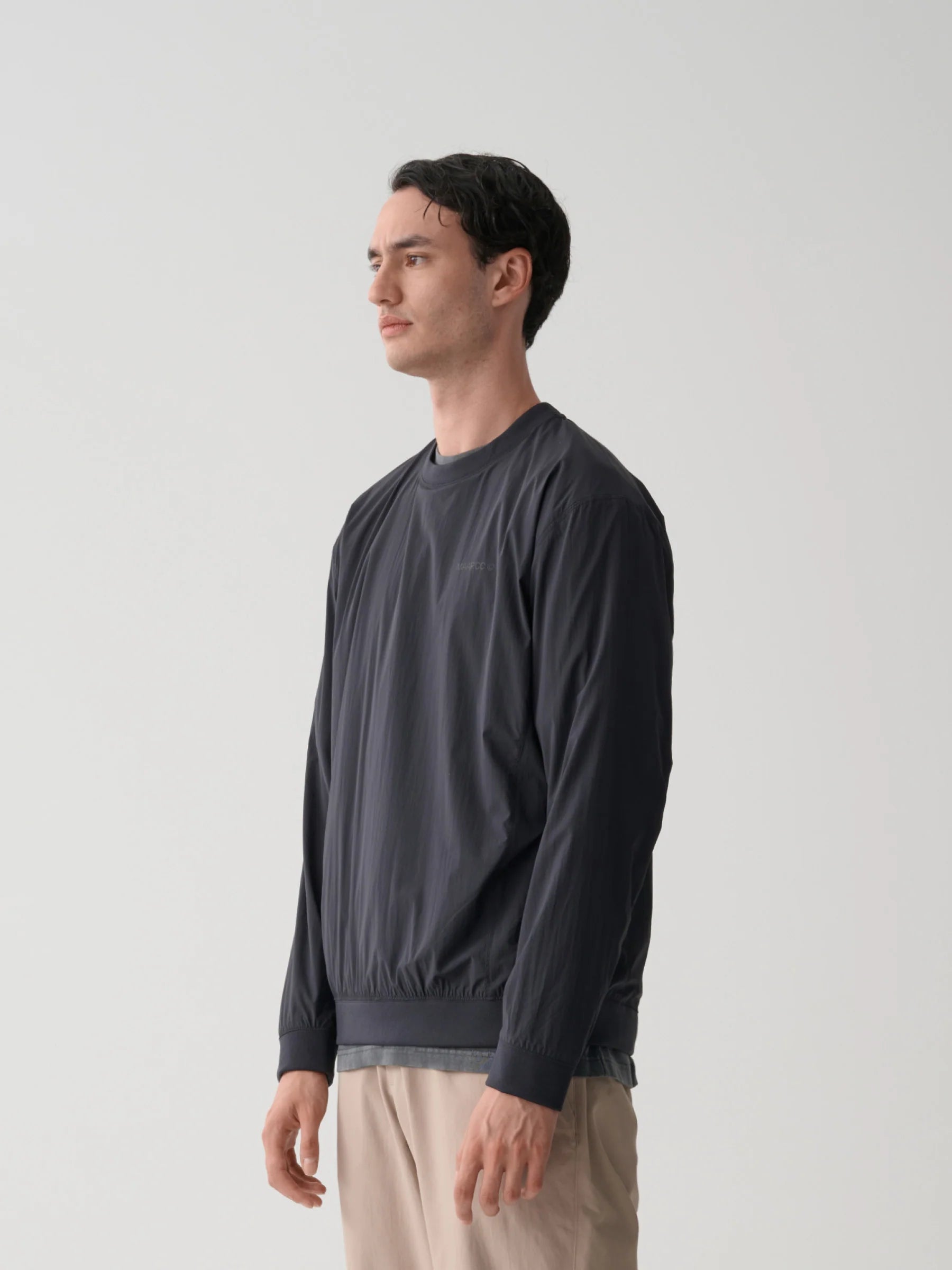 Transit Insulated クルーシャツ ブラック｜防風・軽量中綿クルーシャツ｜通勤＆ライド対応 | CYCLISM
