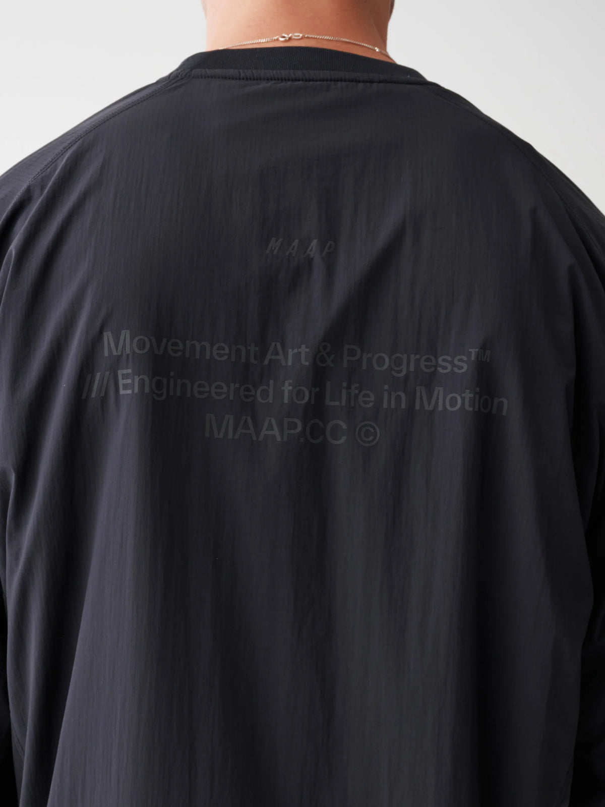 Transit Insulated クルーシャツ ブラック｜防風・軽量中綿クルーシャツ｜通勤＆ライド対応 | CYCLISM