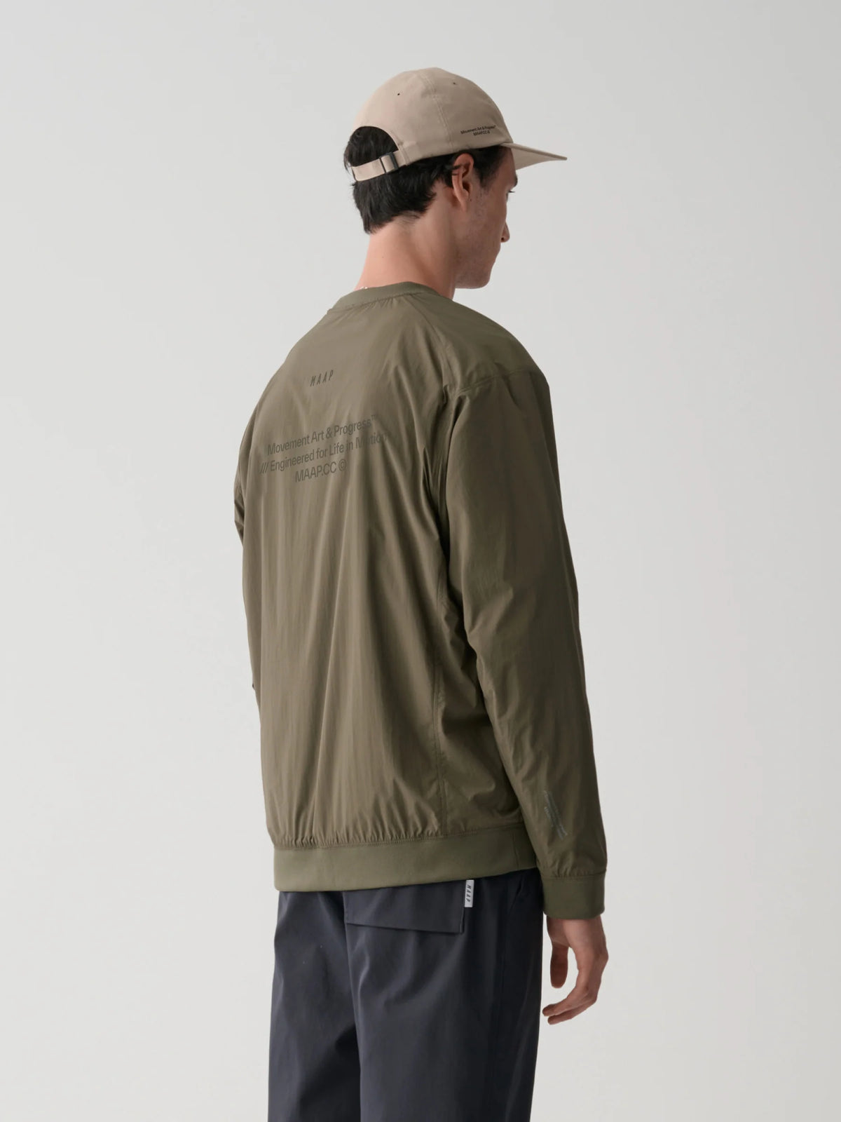Transit Insulated クルーシャツ カラマタ｜防風・軽量中綿クルーシャツ｜通勤＆ライド対応 | CYCLISM
