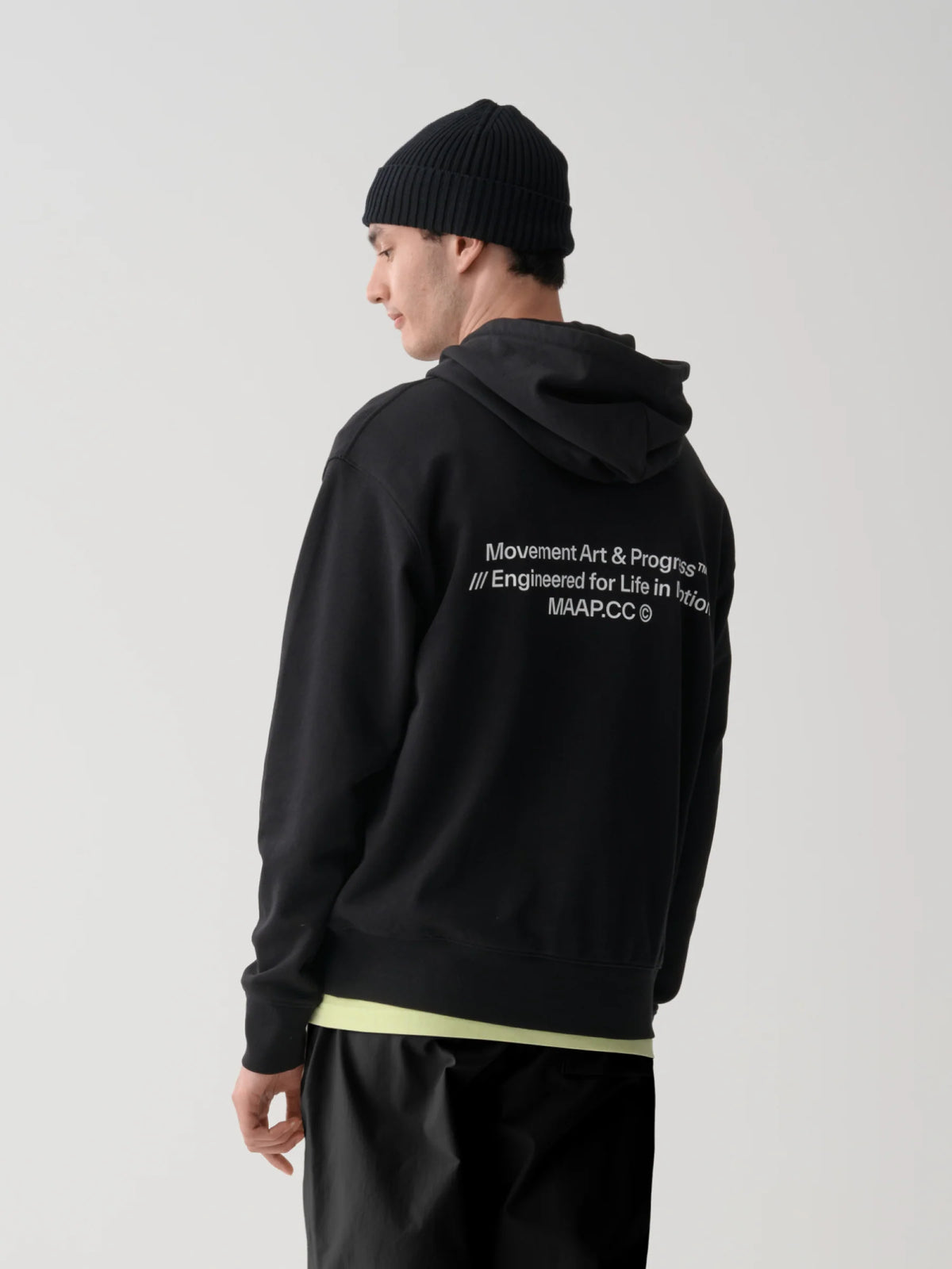 MAAP Essentials フーディブラック｜420gsm オーガニックコットンパーカー | CYCLISM