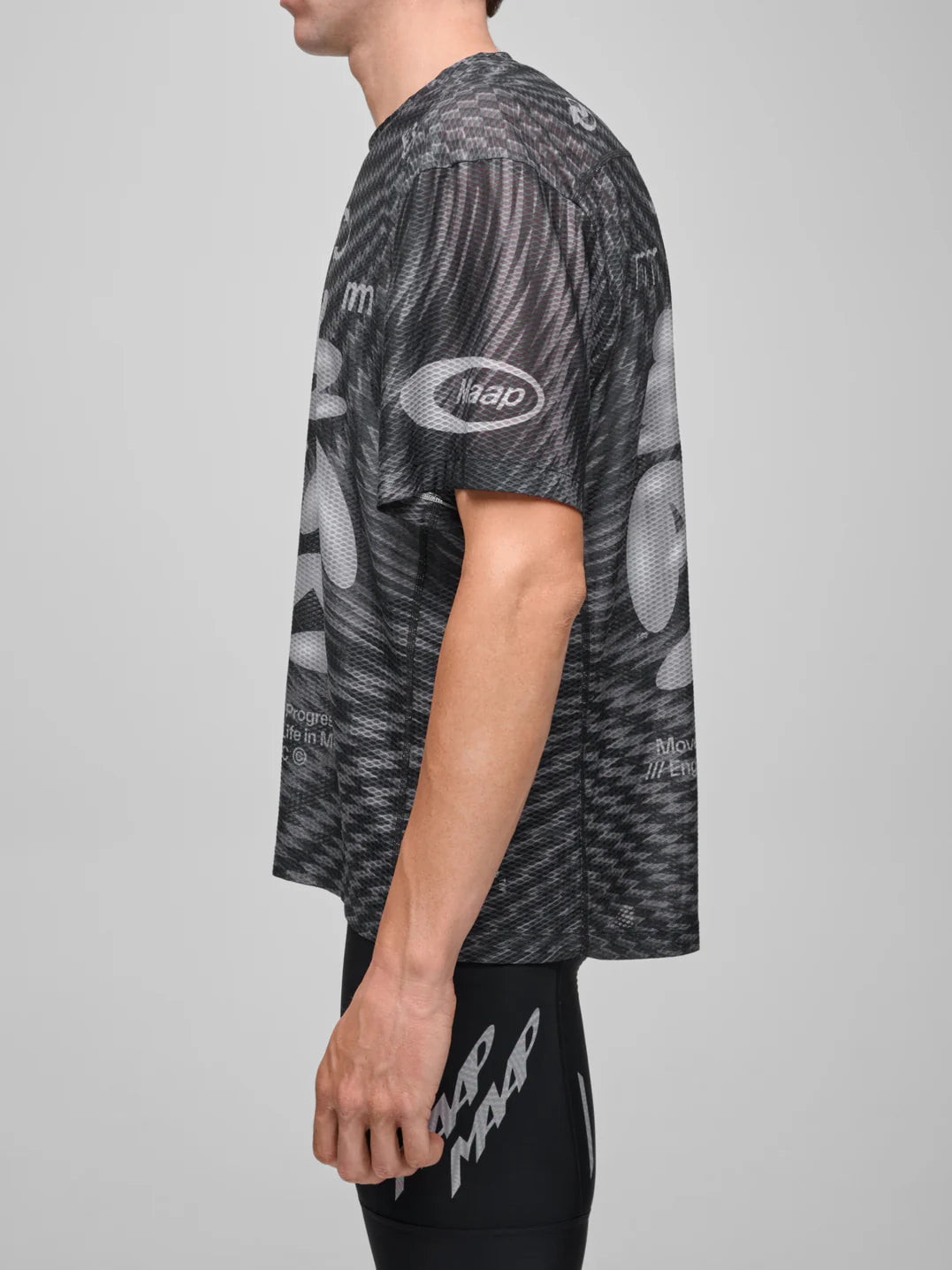 MAAP Spectrum Air Mesh Tee Carbon Black エアメッシュ半袖Tシャツ CYCLISM