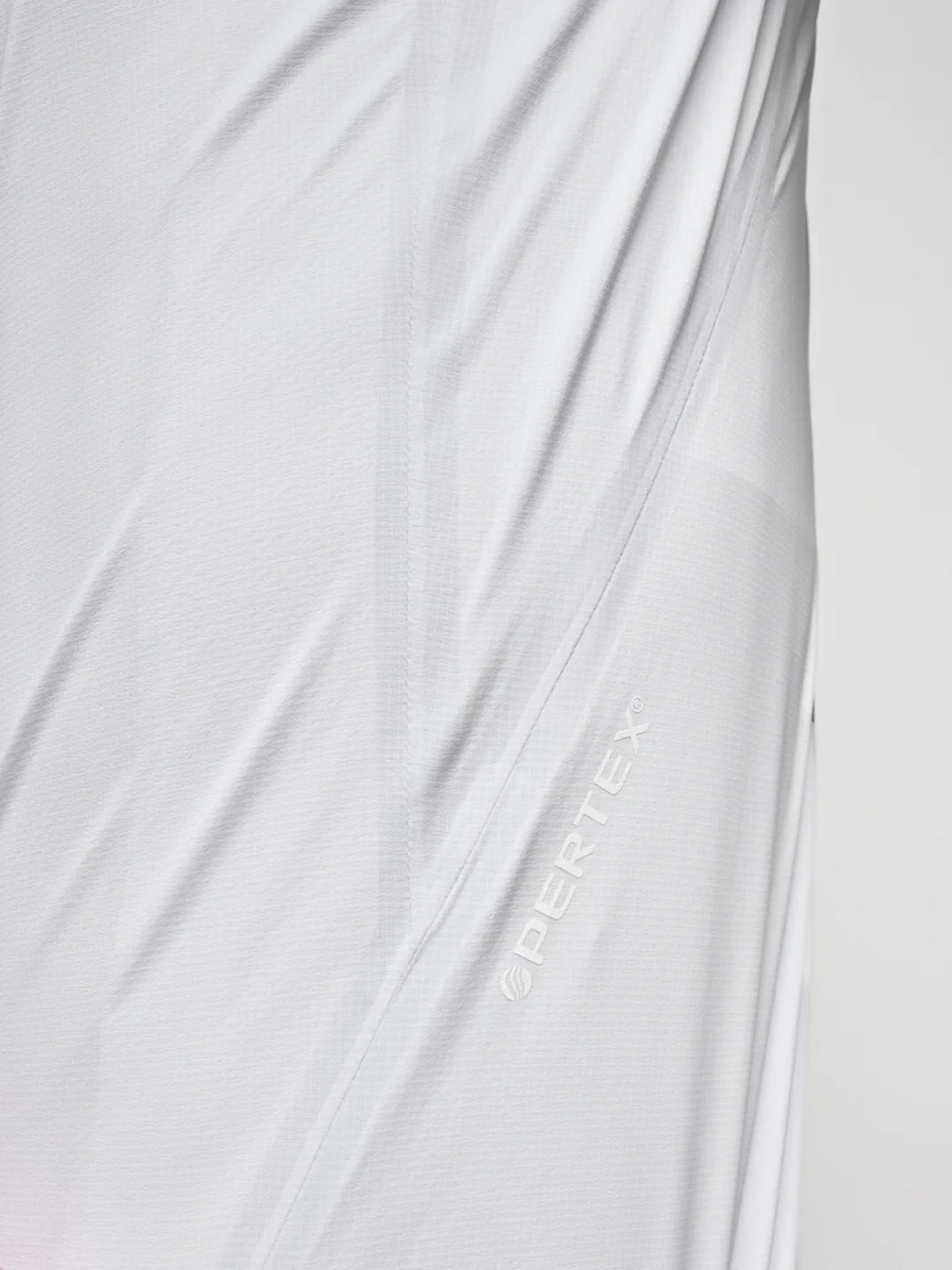 MAAP Atmos Vest White｜防水透湿・超軽量パッカブル サイクルベスト｜CYCLISM