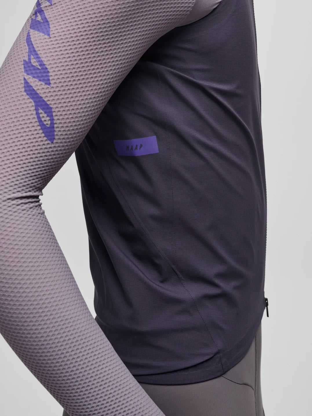 MAAP Pro Atmos Vest Deep Navy 防風防水サイクリングベスト｜CYCLISM
