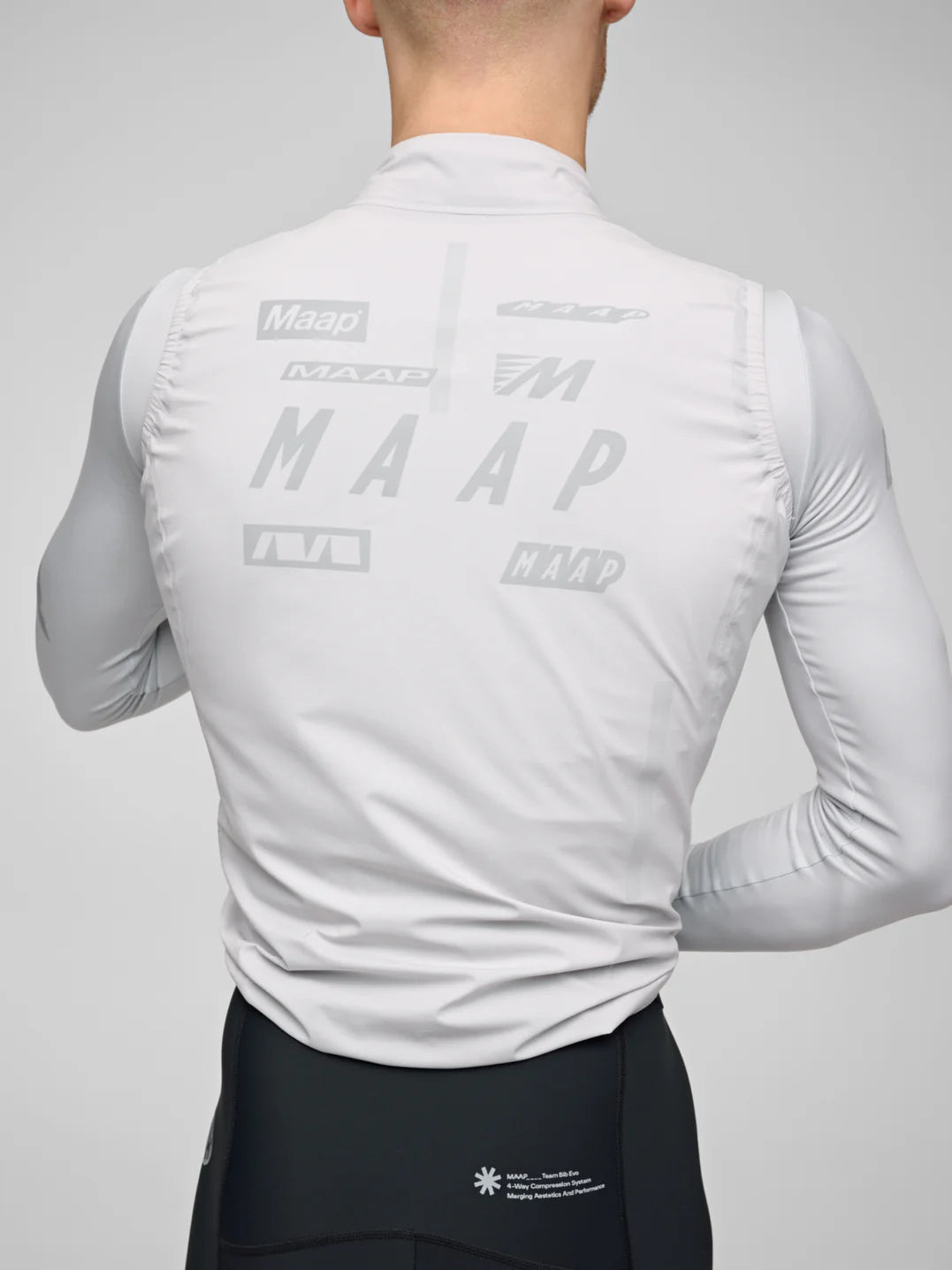 MAAP Drome Atmos Vest Ice Gray｜メンズ防水サイクルベスト｜CYCLISM
