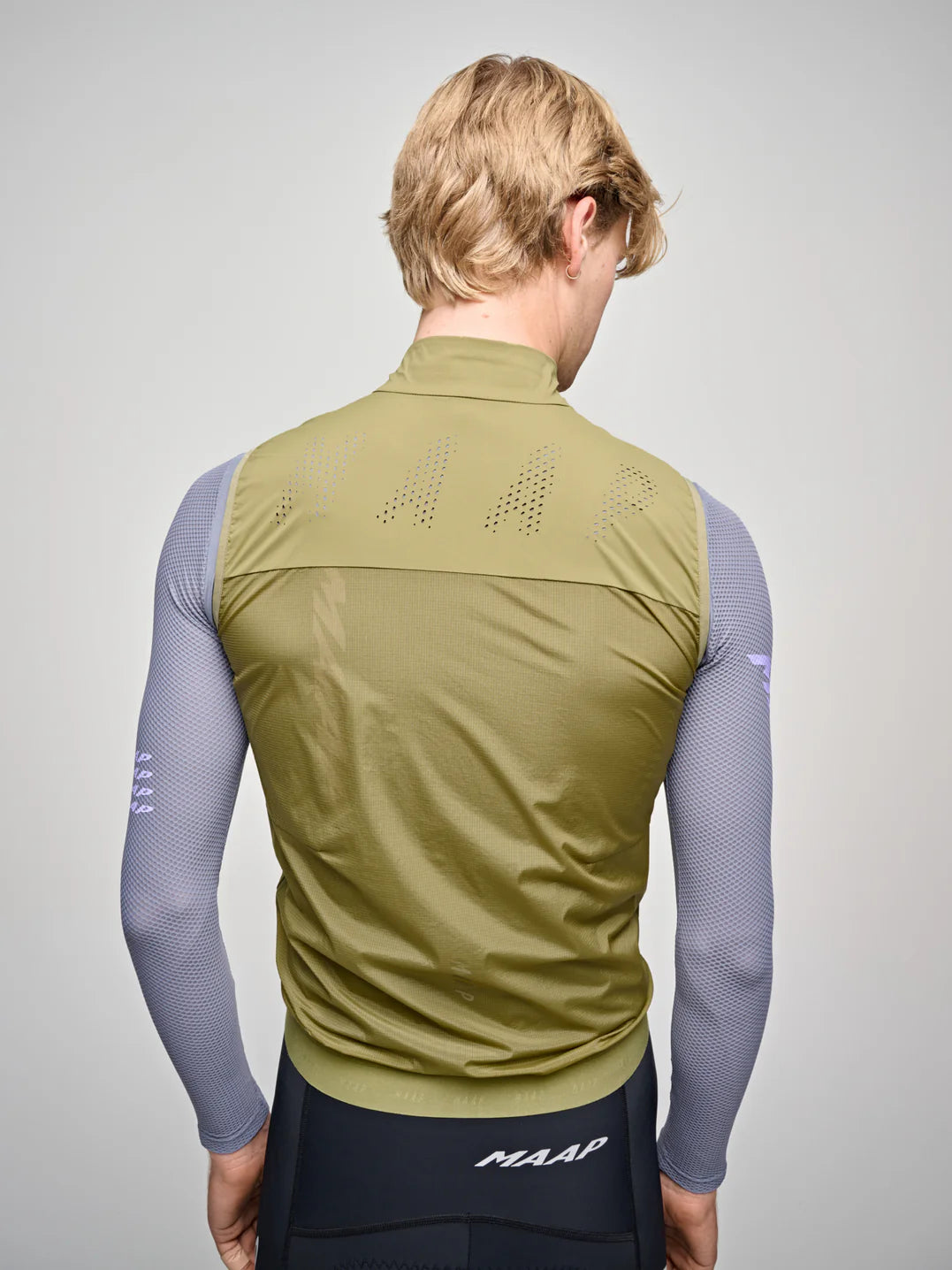 MAAP Flow Vest Dark Ore｜超軽量ウィンドベスト・パッカブル｜CYCLISM