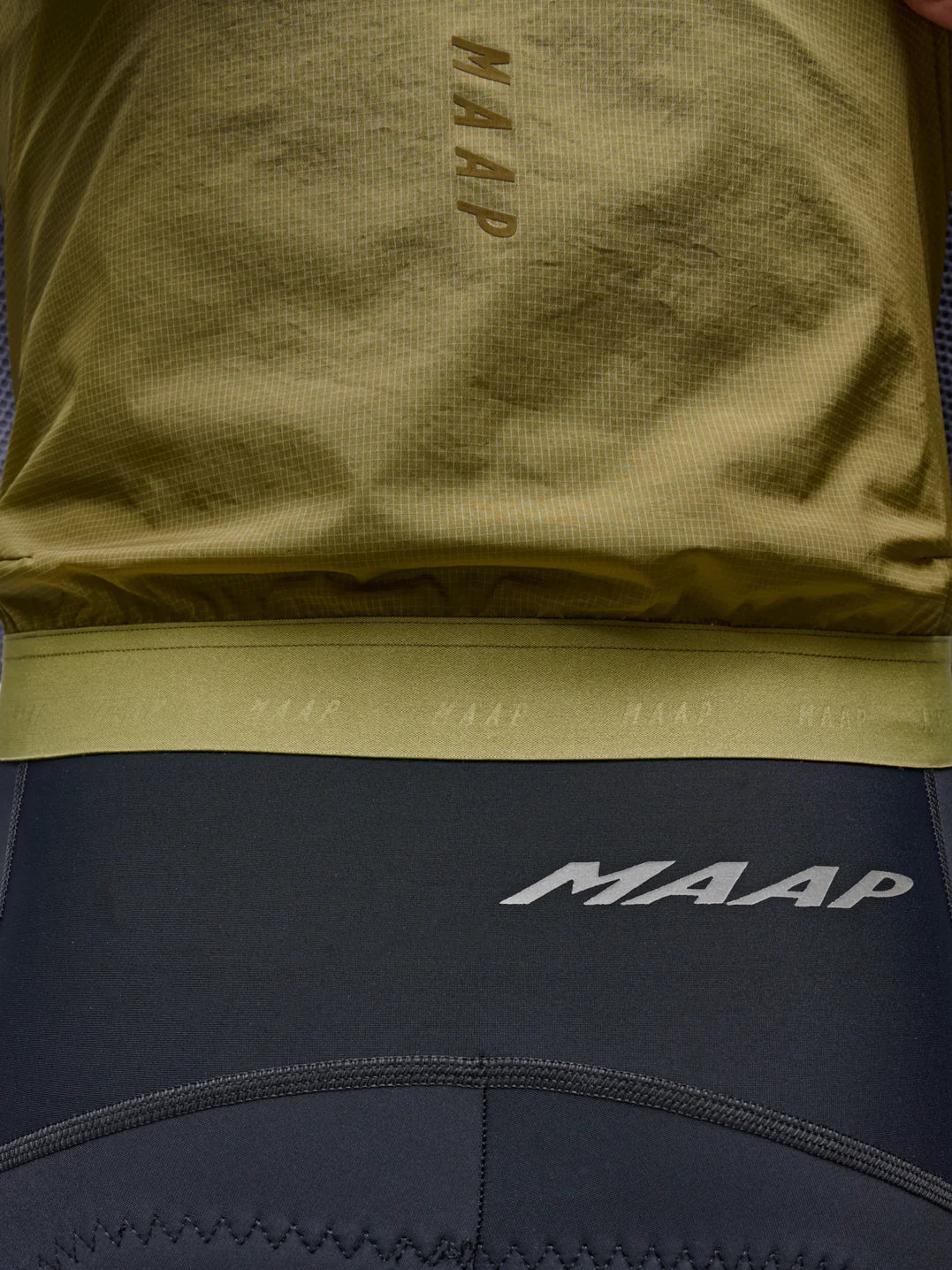 MAAP Flow Vest Dark Ore｜超軽量ウィンドベスト・パッカブル｜CYCLISM
