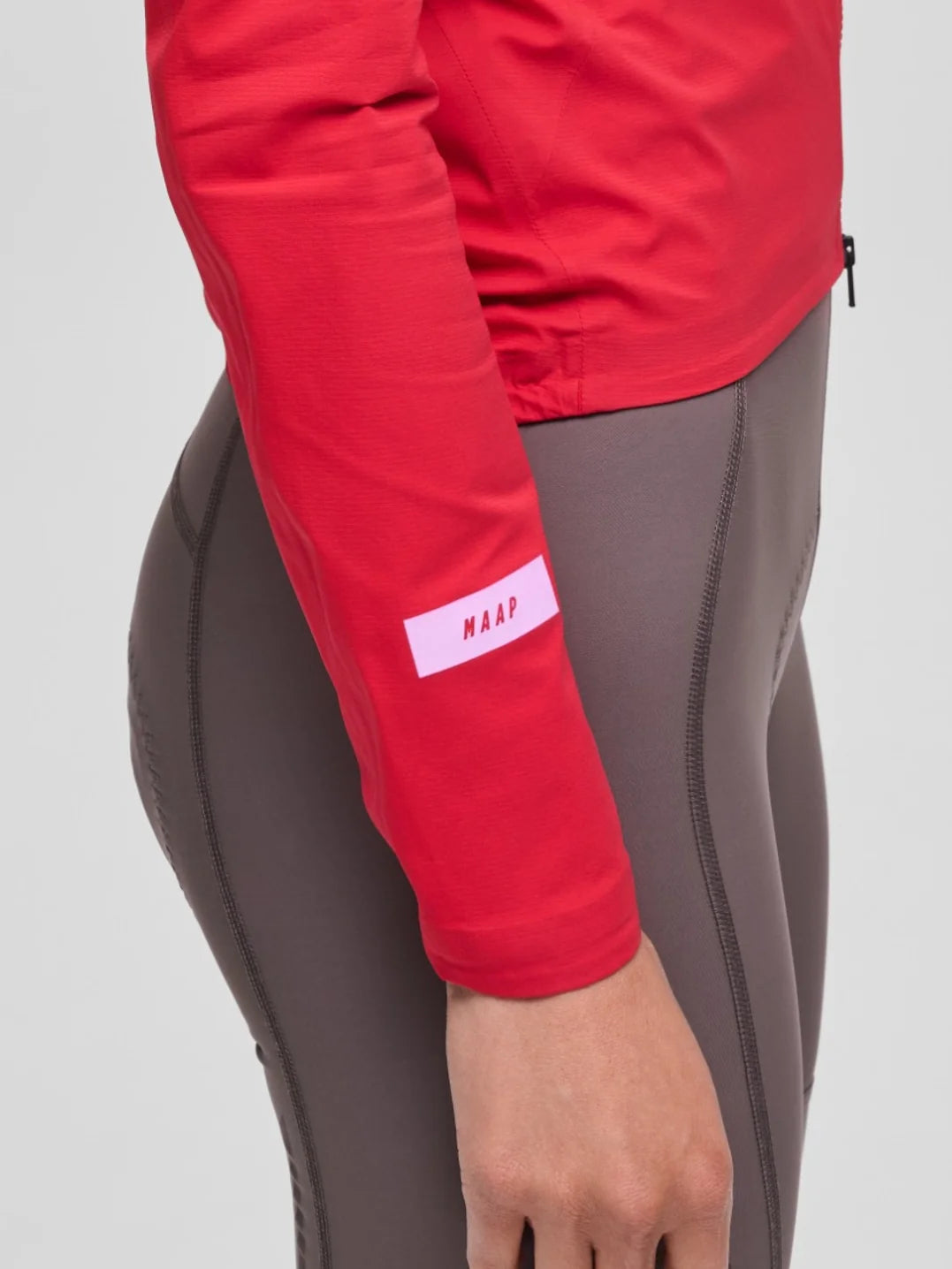 MAAP Pro Atmos Jacket Carmine レディース 防風防水サイクリングジャケット｜CYCLISM
