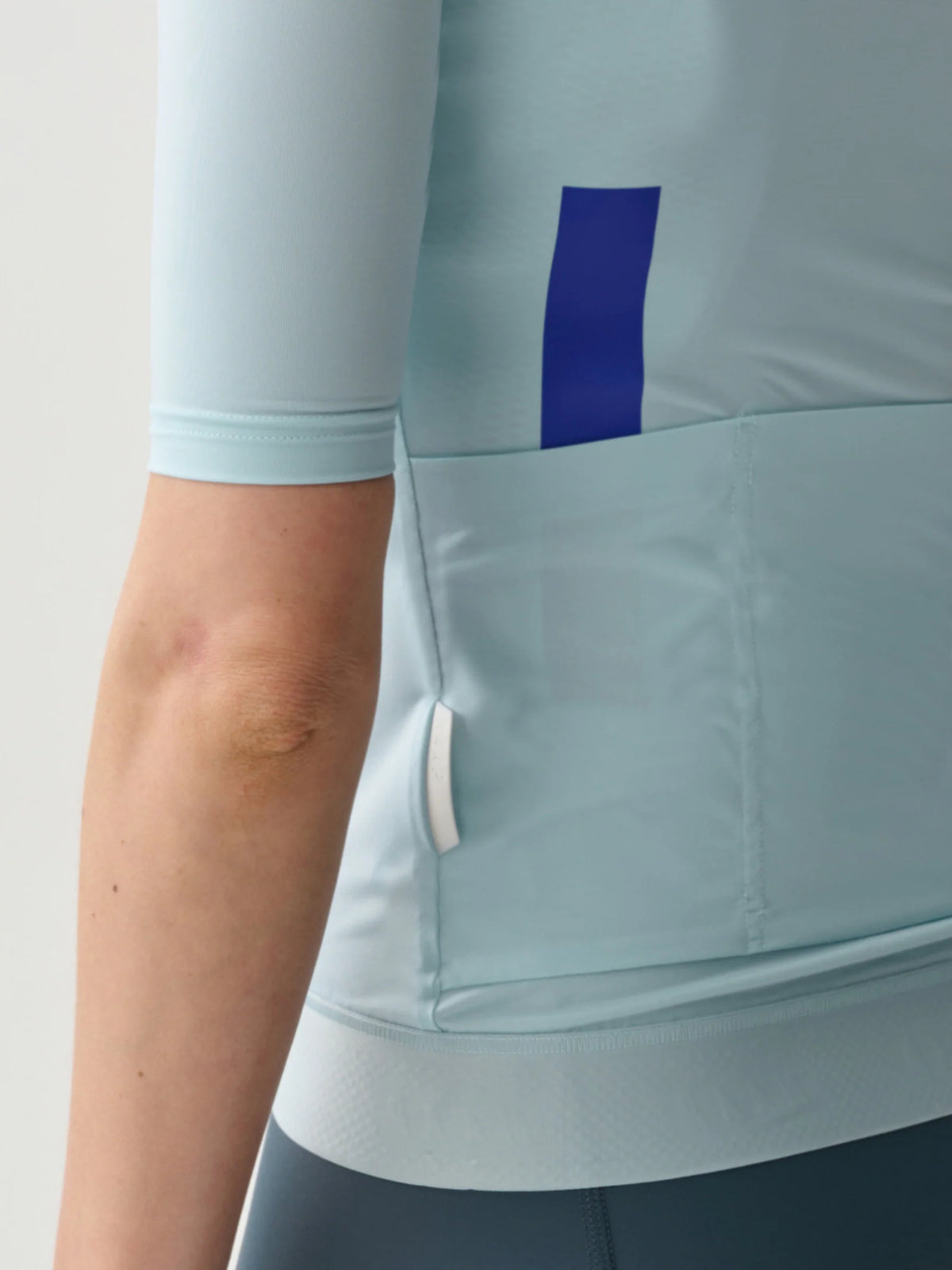 MAAP Training ウィメンズ サイクルジャージ ステラブルー | 耐久性と快適さを追求した 毎日のトレーニングに最適 | CYCLISM