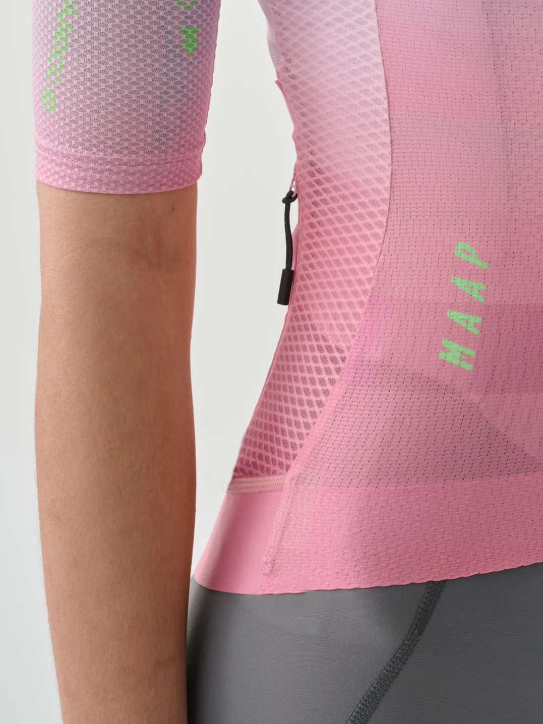 MAAP Pro Air 3.0 レディース サイクルジャージ〈Rosa〉｜150g 超軽量｜CYCLISM