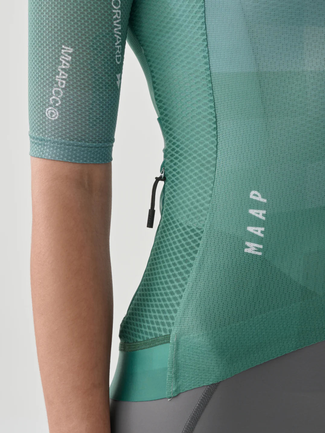 MAAP Pro Air 3.0 レディース サイクルジャージ〈Sprinter〉｜150g 超軽量｜CYCLISM